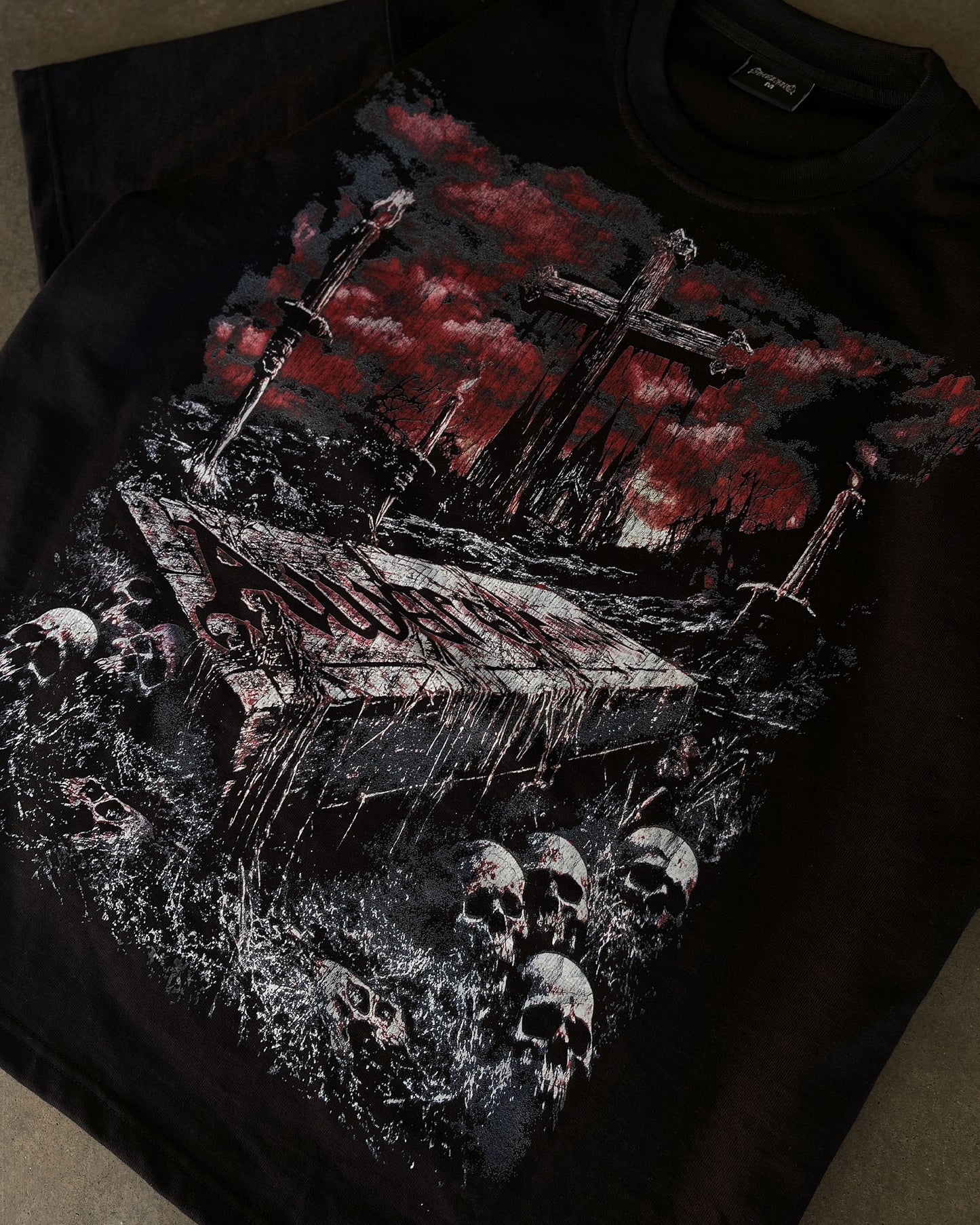 BURIED TEE