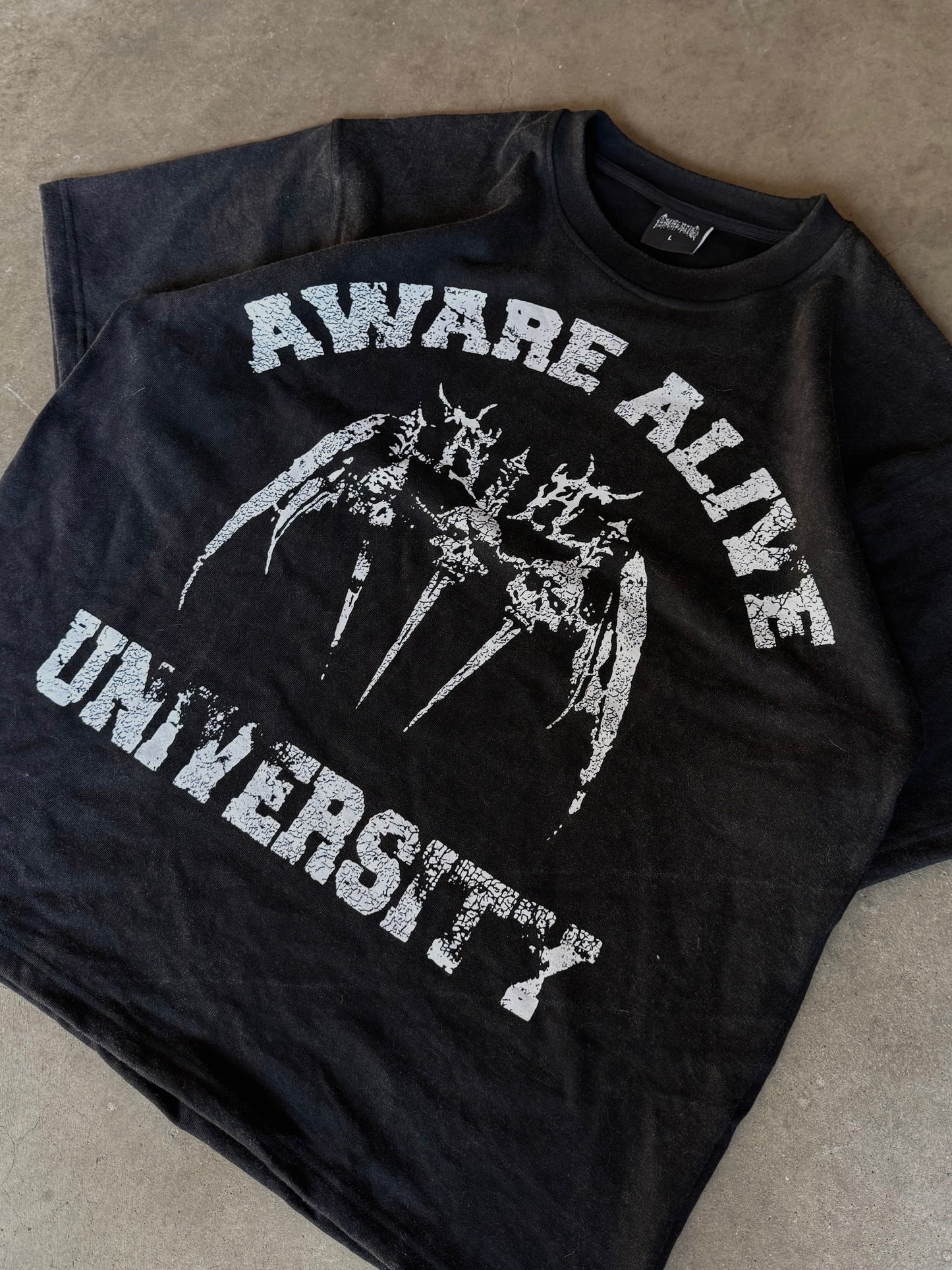 UNIVERSITY TEE