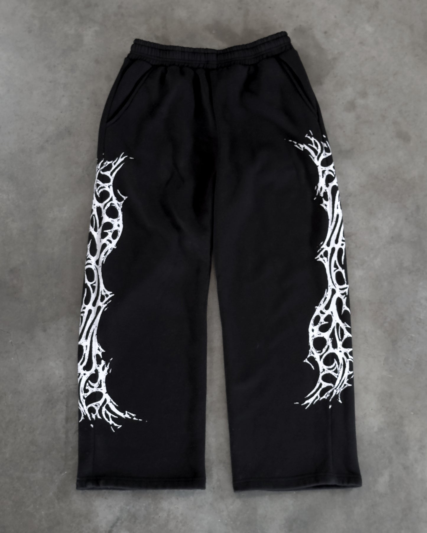 GROWING PAINS SWEATPANTS V2 (BLACK)