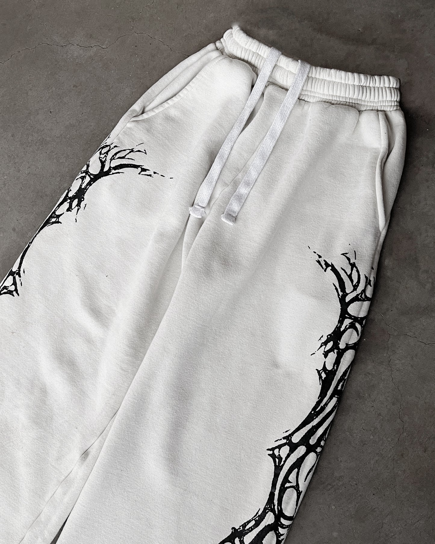 GROWING PAINS SWEATPANTS V2 (CREAM)