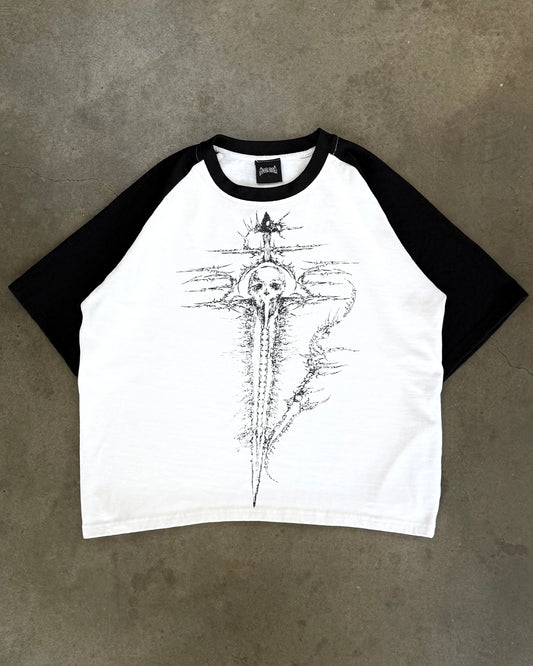 DAGGER RAGLAN TEE