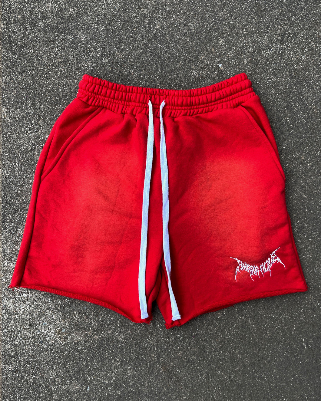 SUN DYED SHORTS (RED)